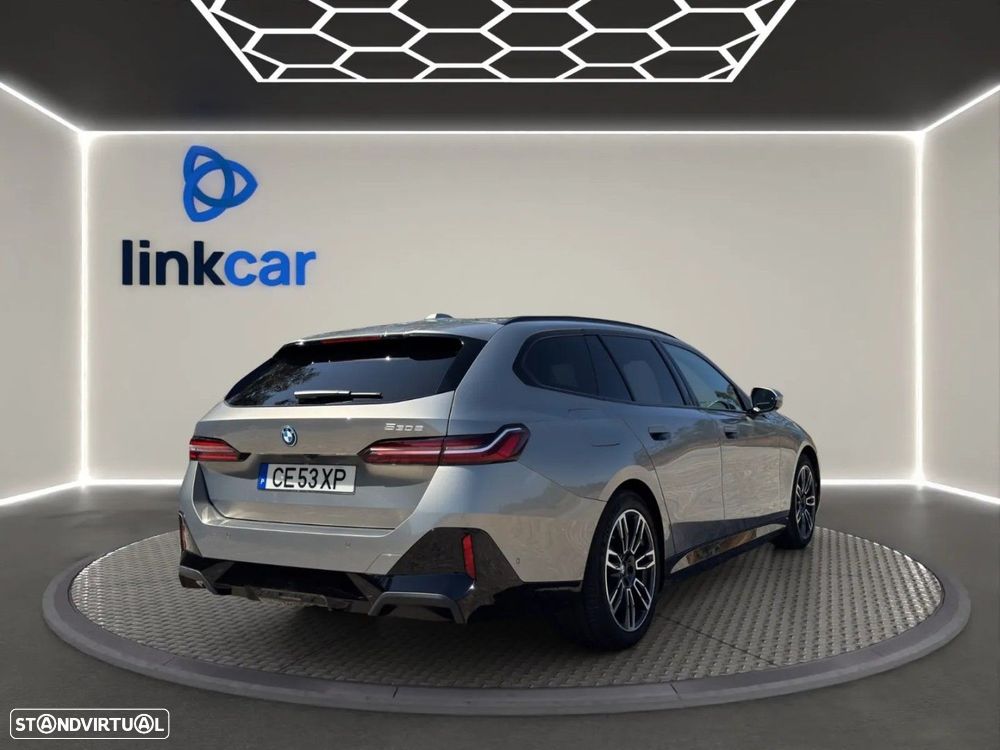 BMW 530 e Pack Desportivo M Pro - 8