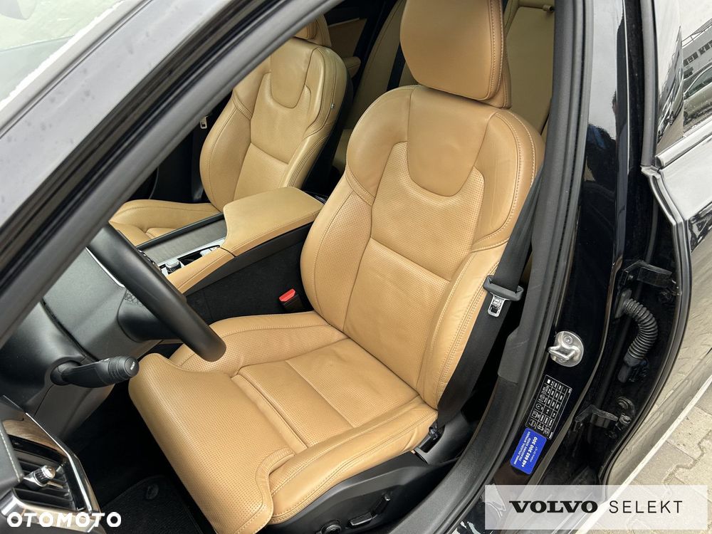 Volvo V90 Cross Country - 12
