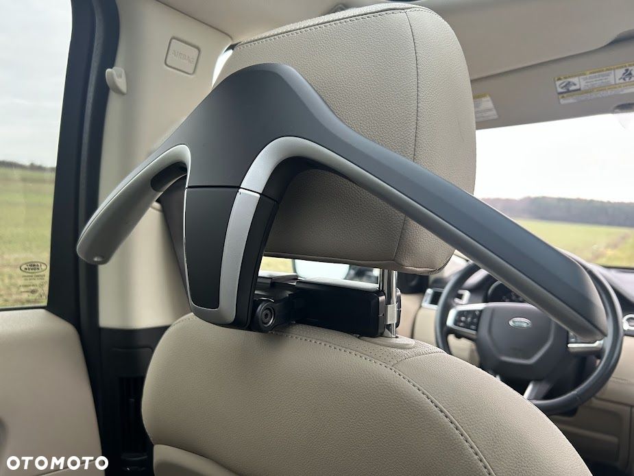 Land Rover Discovery Sport - 18