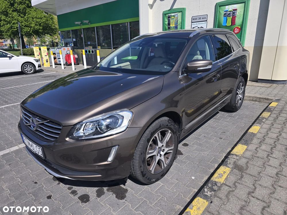 Volvo XC 60 D5 AWD Summum - 1