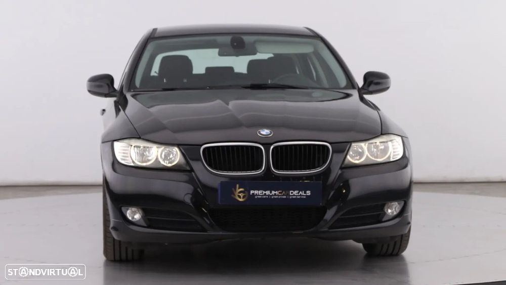 BMW 318 d Navigation - 3