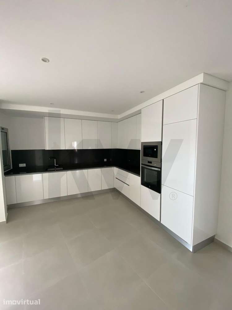 Apartamento T1 com terraço - Nazaré Centro - Grande imagem: 2/25
