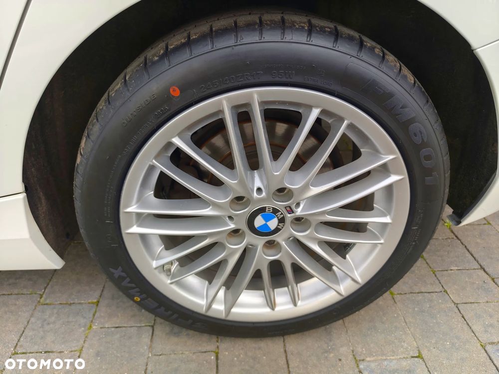 BMW Seria 1 116d EfficientDynamics Sport Line - 9
