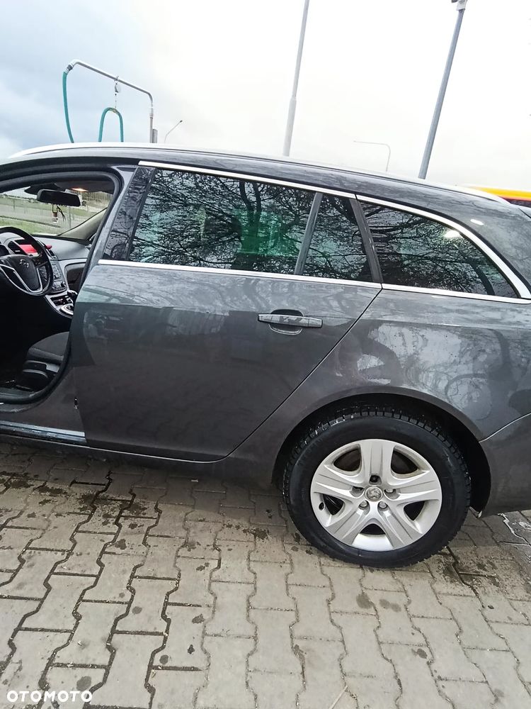 Opel Insignia - 11