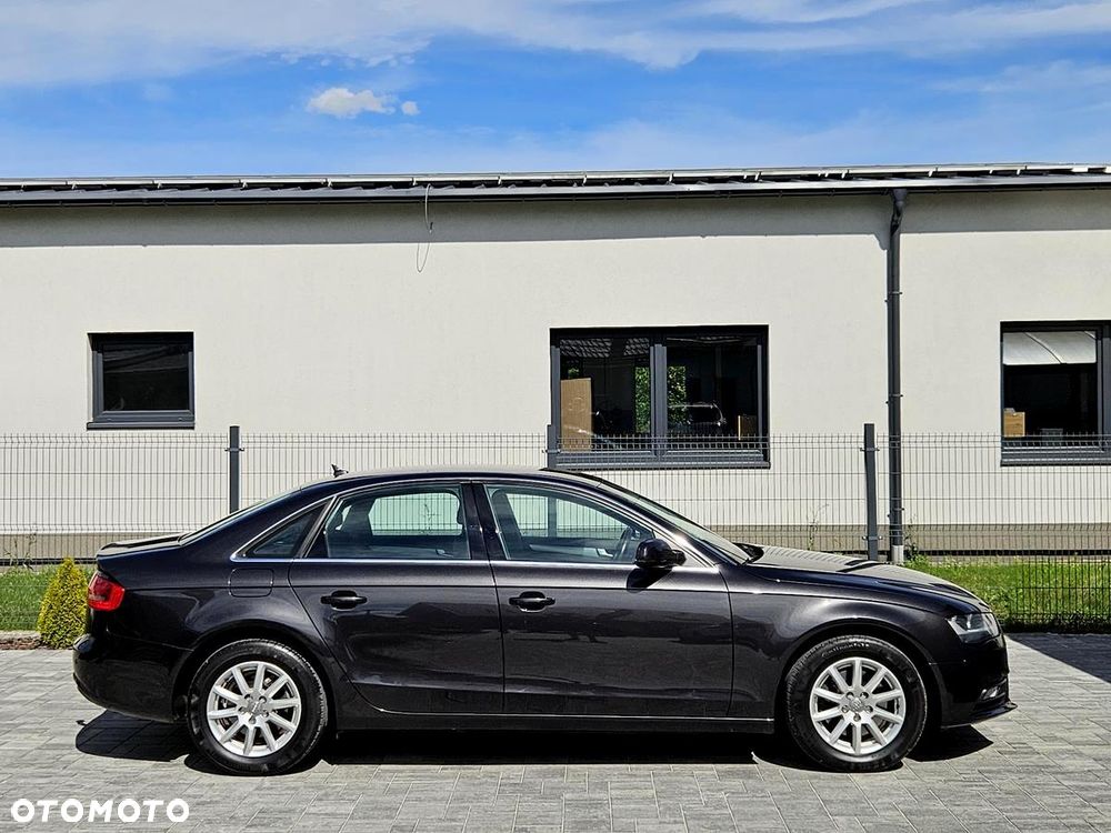 Audi A4 Limousine 1.8 TFSI Ambiente - 12
