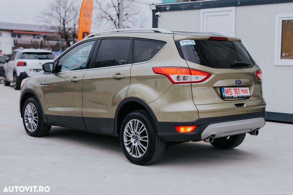 Ford Kuga 2.0 TDCi 4x4 Aut. Titanium - 5