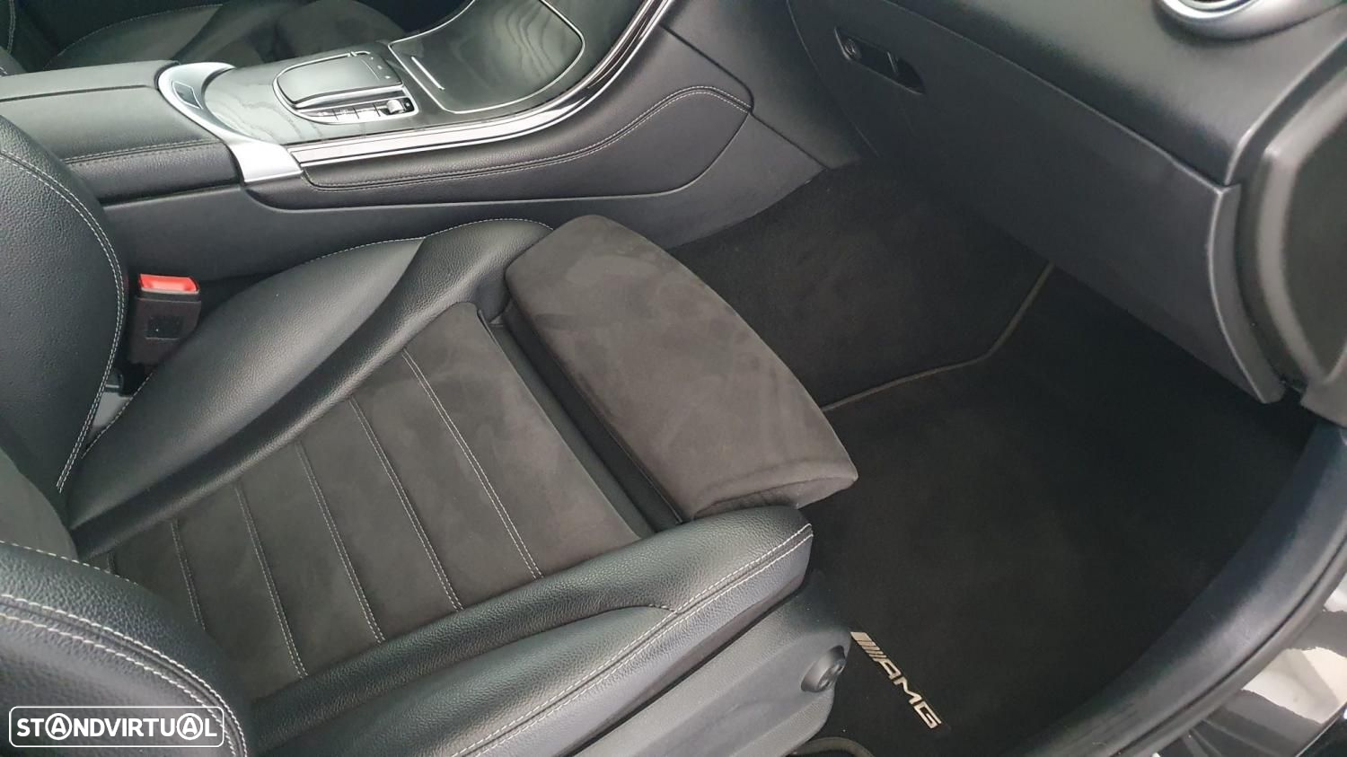 Mercedes-Benz GLC 300 Coupe de 4Matic 9G-TRONIC - 30