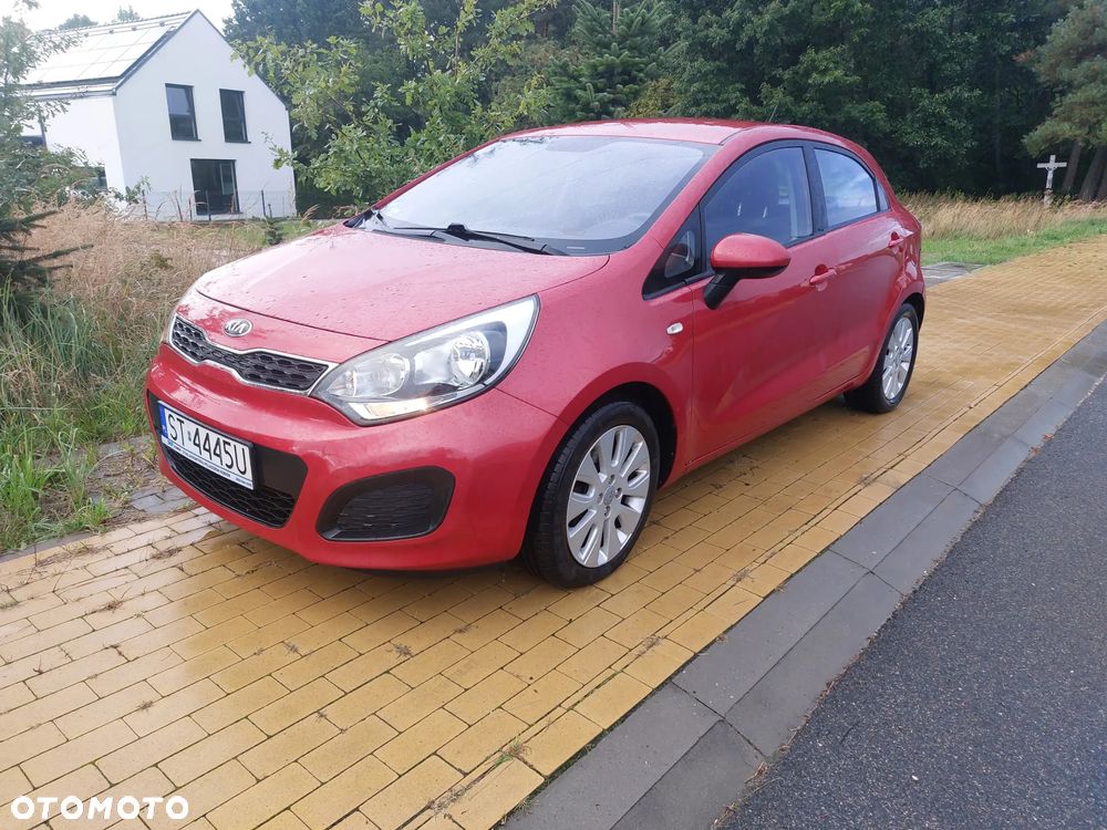 Kia Rio - 1