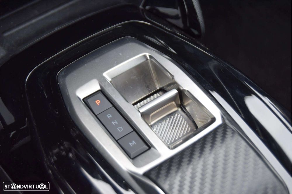 Peugeot 2008 1.2 Hybrid Allure e-DCS6 - 18