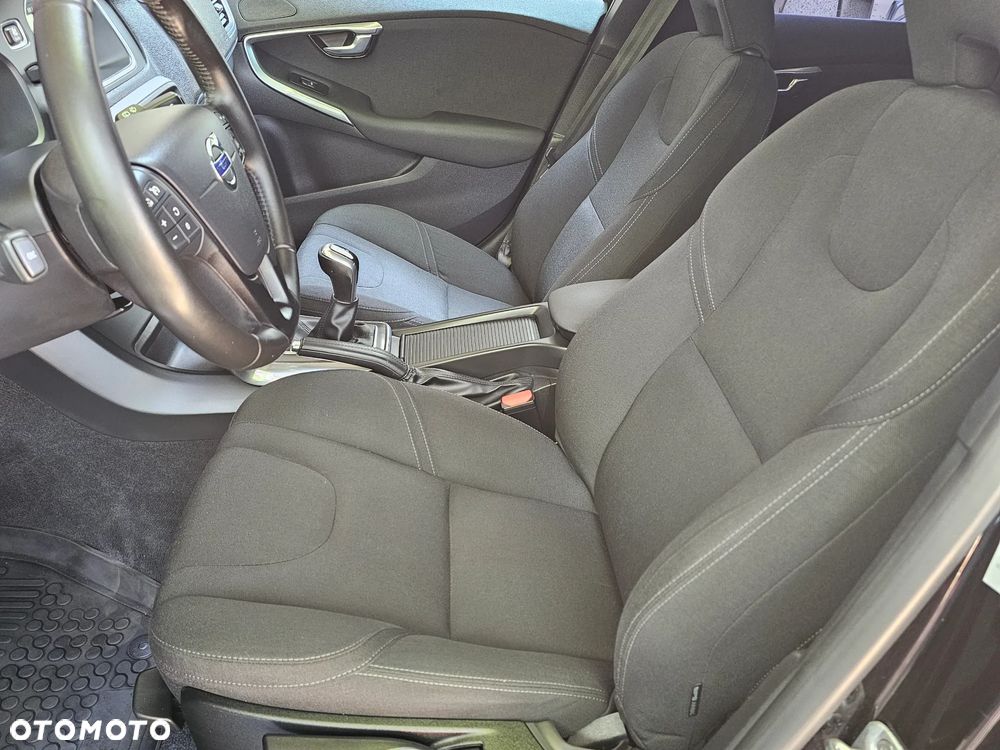 Volvo V40 T2 Linje You - 21