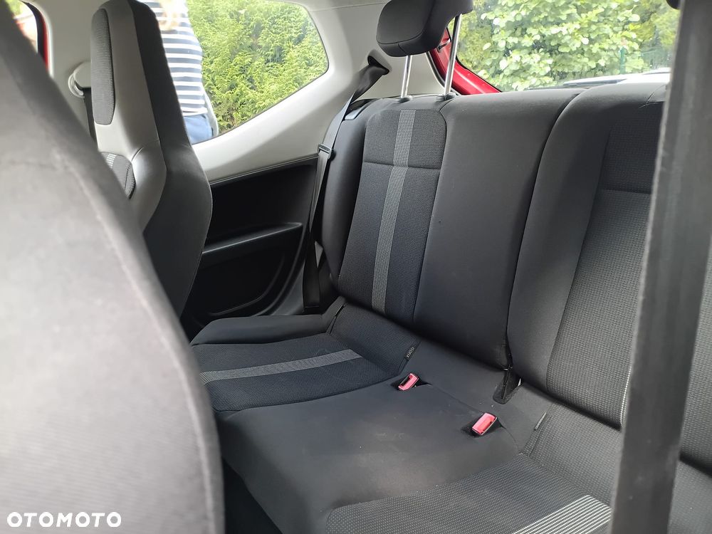 Volkswagen up! - 10