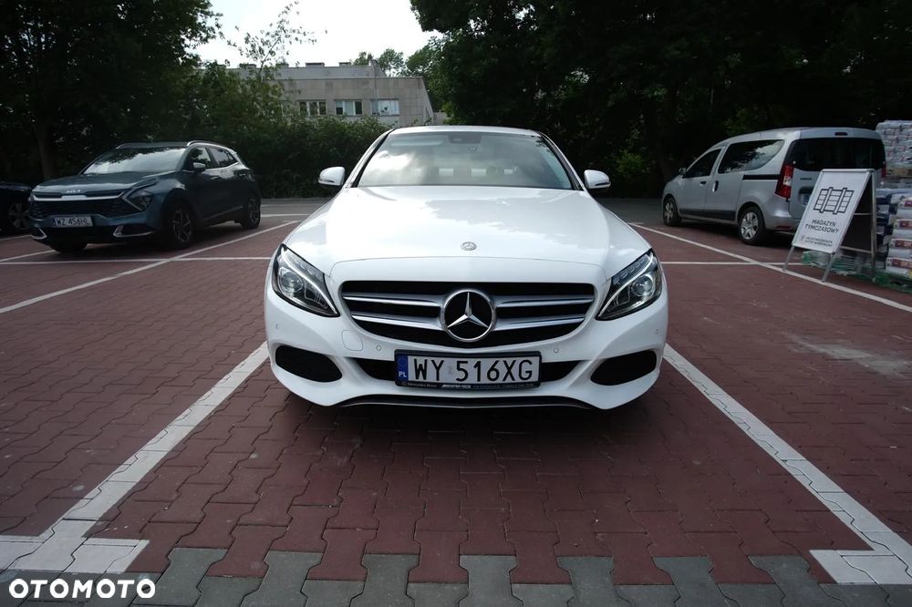 Mercedes-Benz Klasa C 180 7G-TRONIC - 2