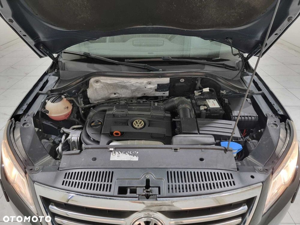 Volkswagen Tiguan - 14
