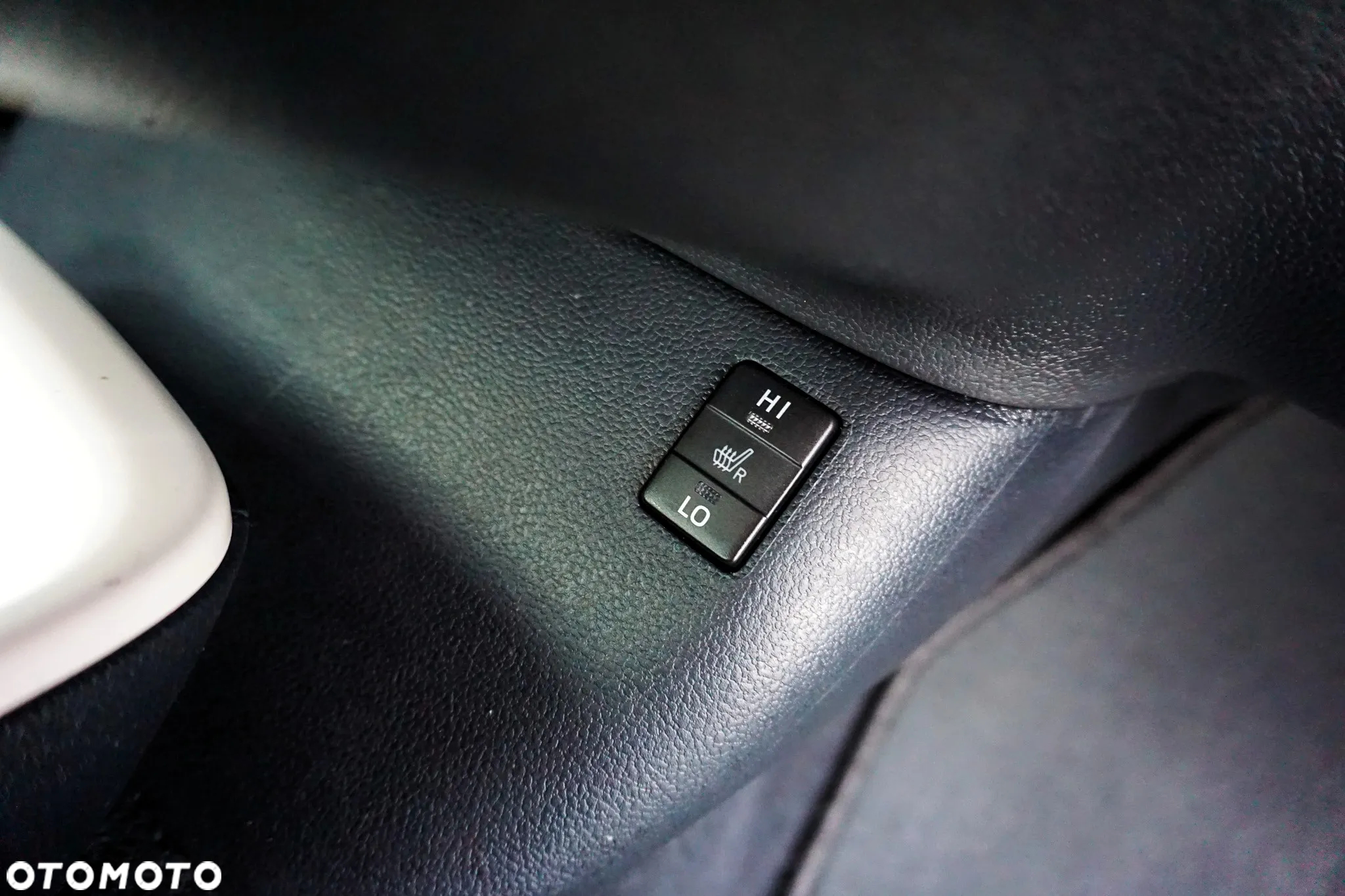 Toyota Prius 1.8 Hybrid Executive - 35