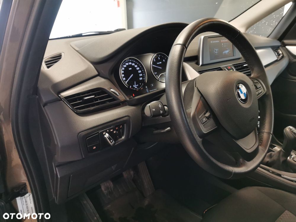 BMW Seria 2 - 14