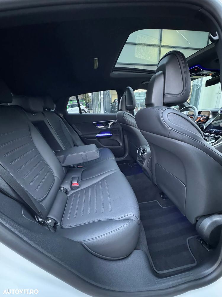 Mercedes-Benz GLC Coupe 200 4Matic 9G-TRONIC AMG Line Advanced - 9