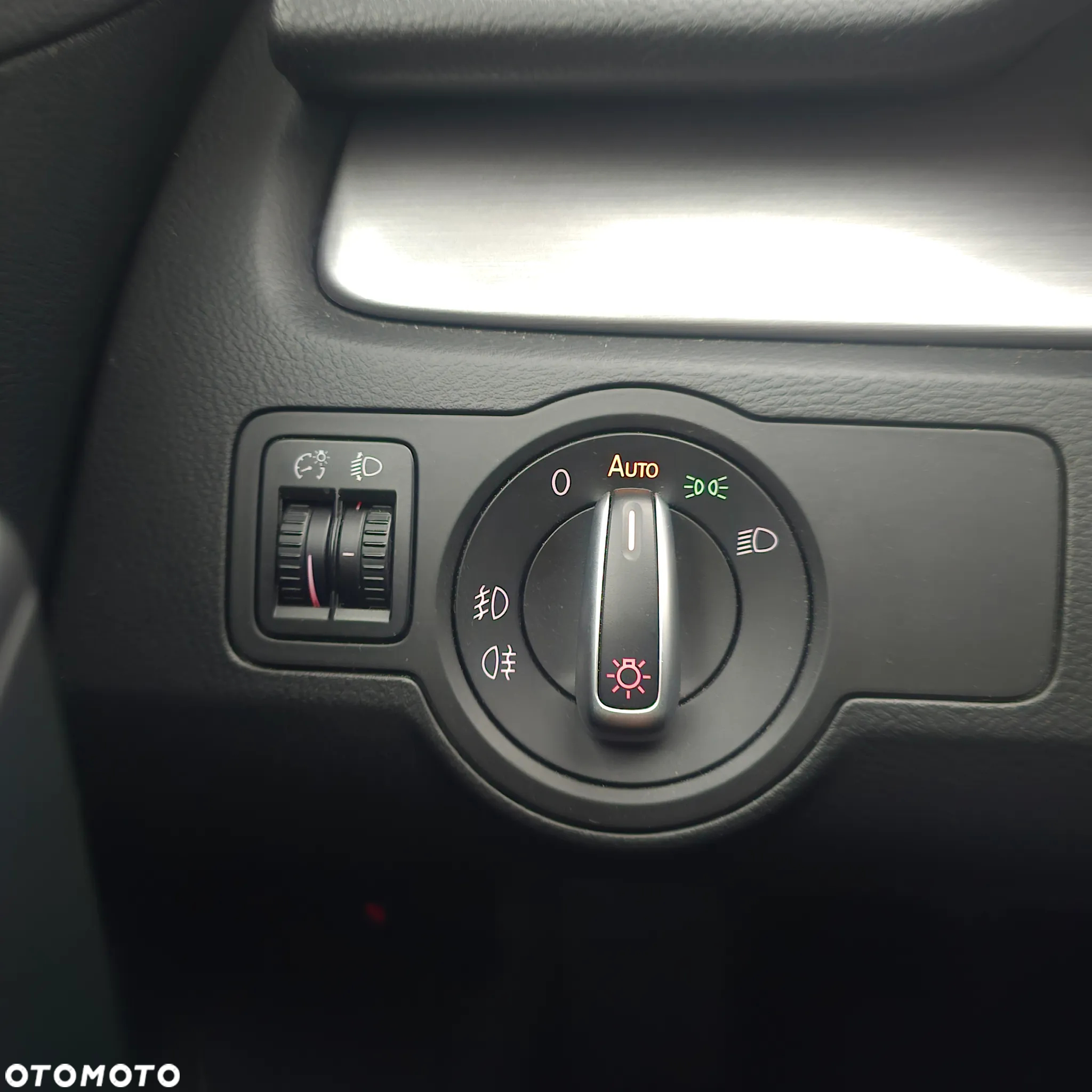 Volkswagen Passat - 14