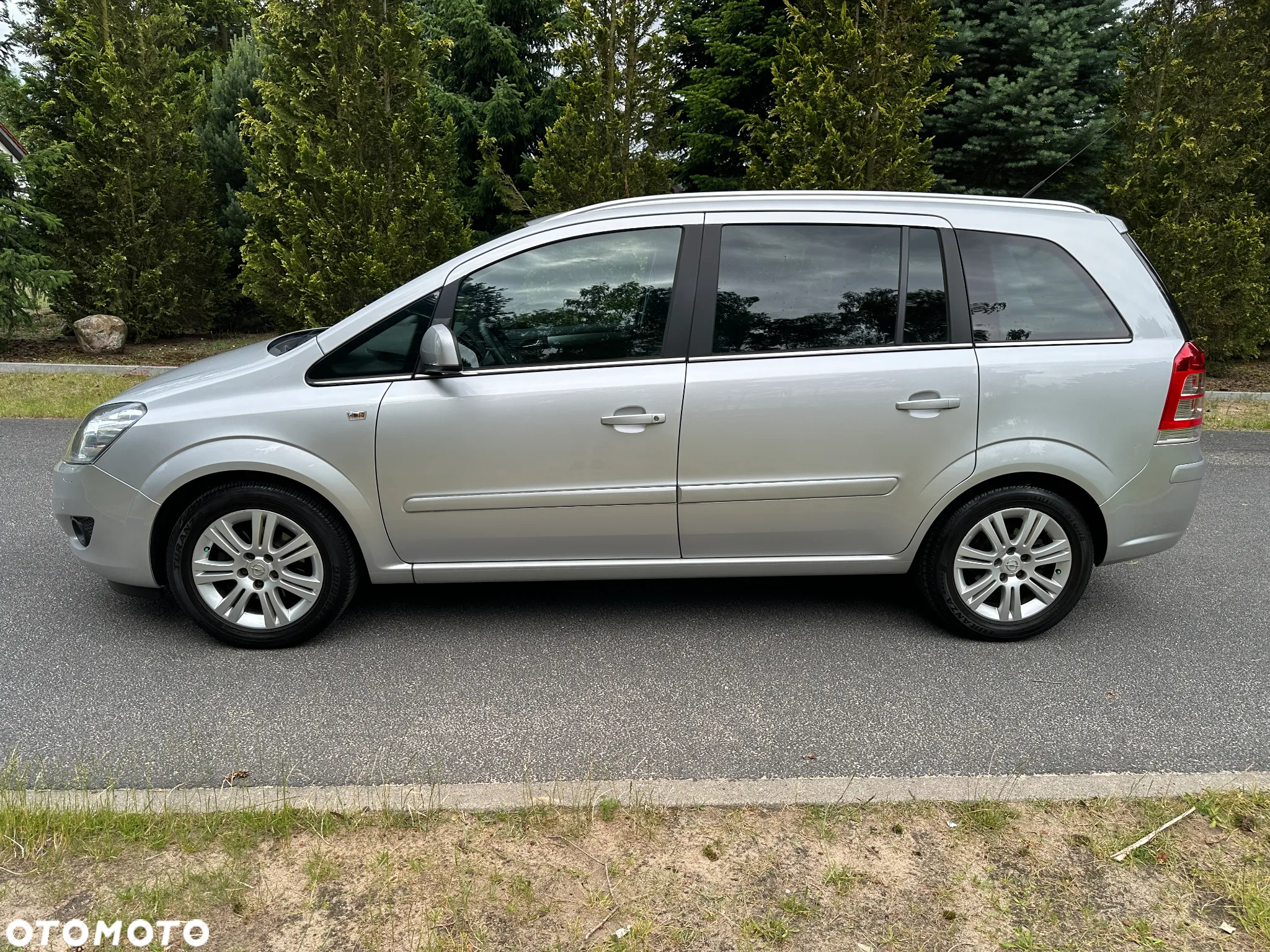 Opel Zafira 1.8 Cosmo - 7