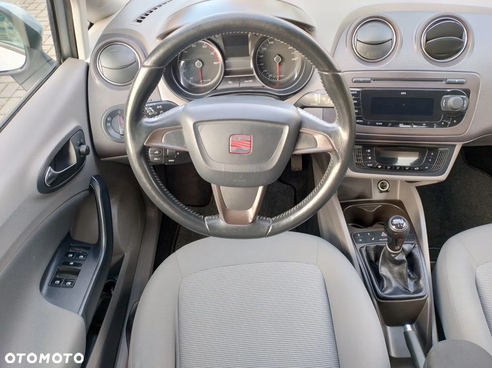 Seat Ibiza 1.4 16V Reference - 32