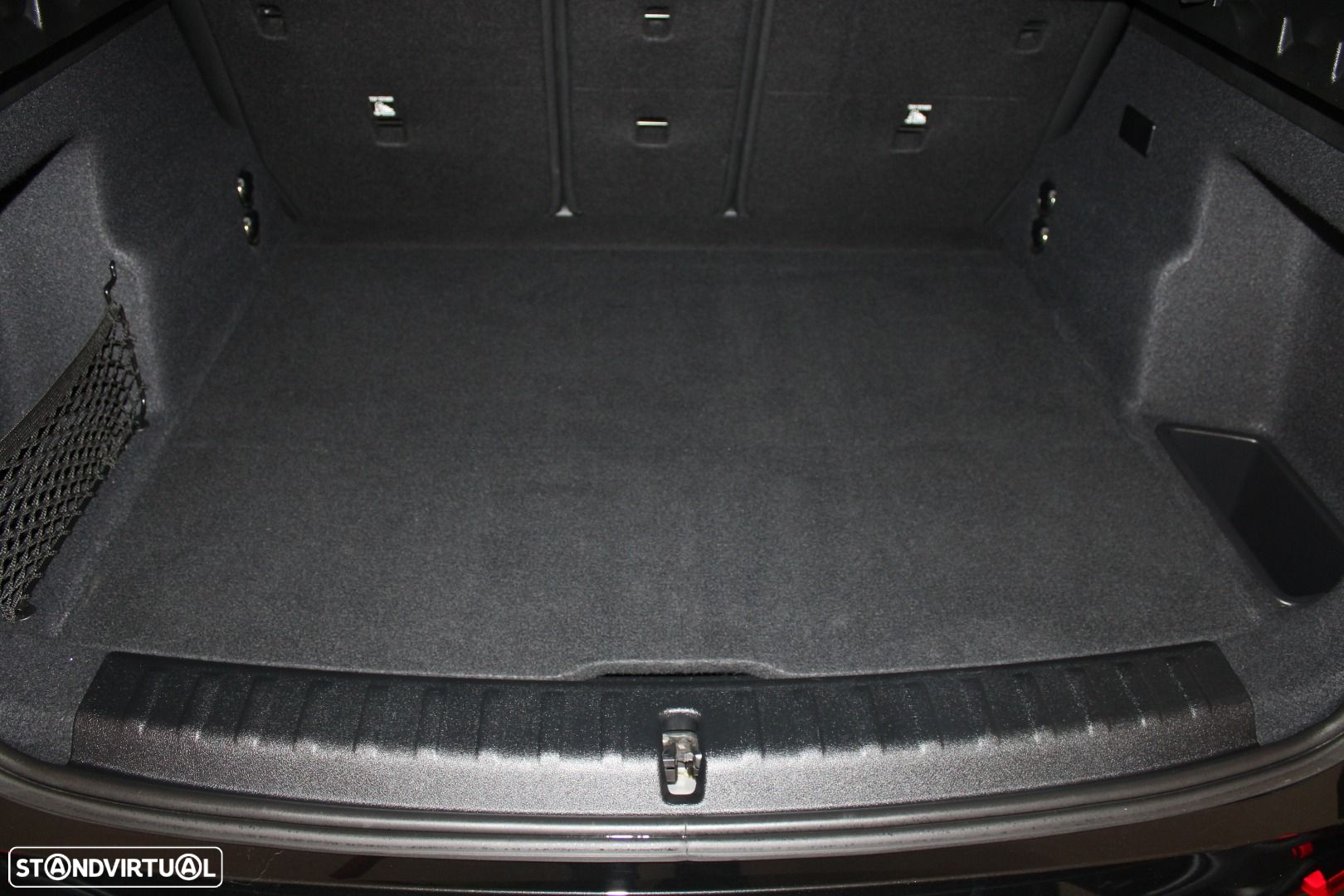 BMW iX1 xDrive30 Pack Desportivo M - 34