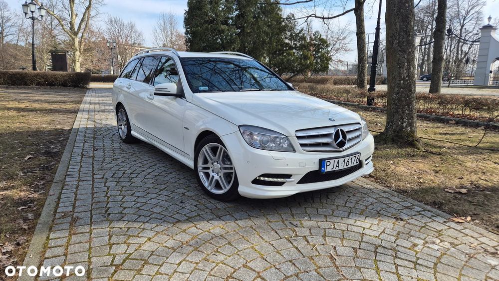 Mercedes-Benz Klasa C 220 CDI DPF Automatik BlueEFFICIENCY Avantgarde - 2