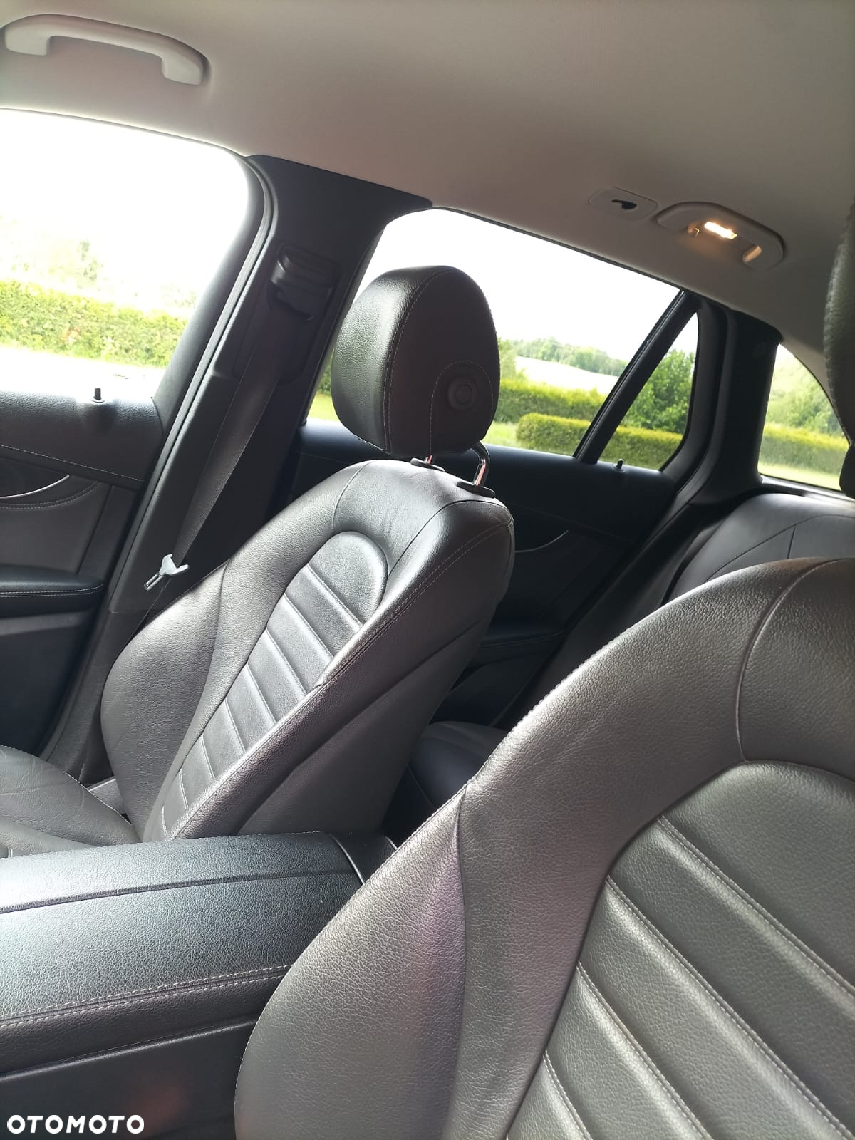 Mercedes-Benz GLC 300 de 4-Matic Business Edition - 9