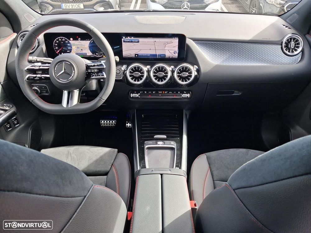 Mercedes-Benz GLA 250 e AMG Line - 18