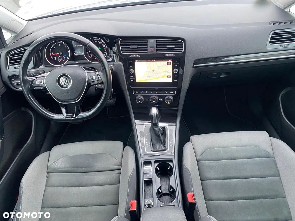 Volkswagen Golf 2.0 BlueTDI DSG Highline - 6