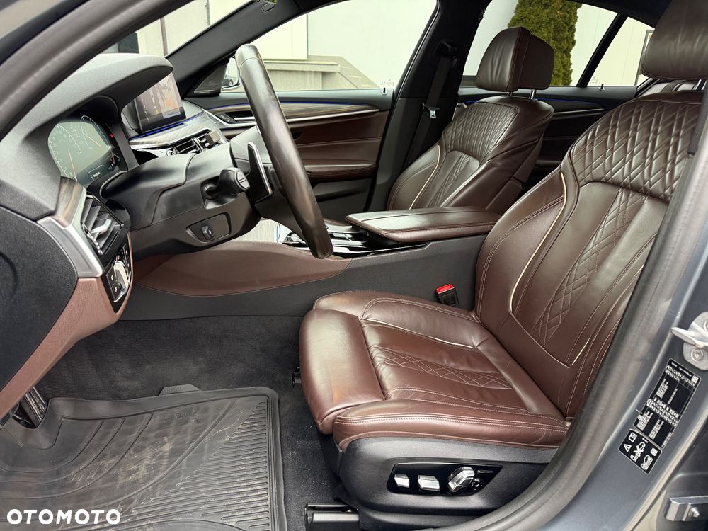 BMW Seria 5 520d xDrive M Sport sport - 13