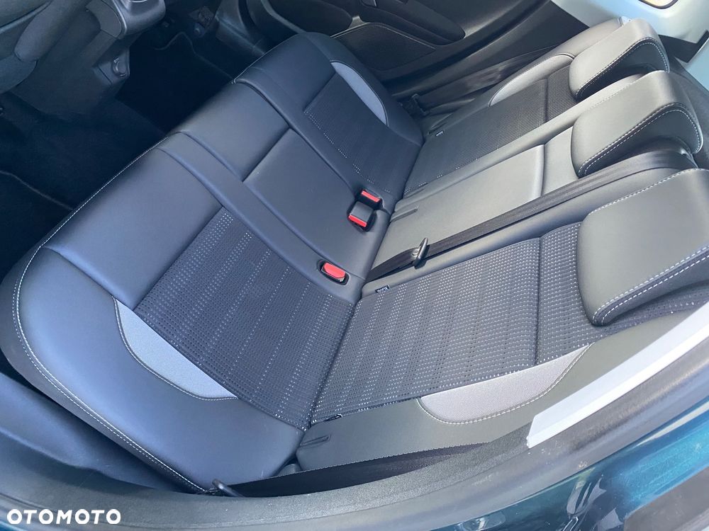 Peugeot 2008 BlueHDi 100 STOP & START Allure - 37