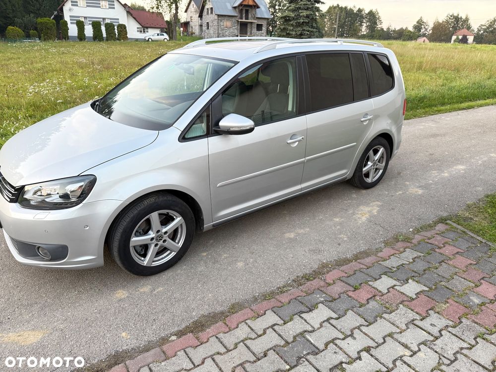 Volkswagen Touran 2.0 TDI DPF Highline - 11
