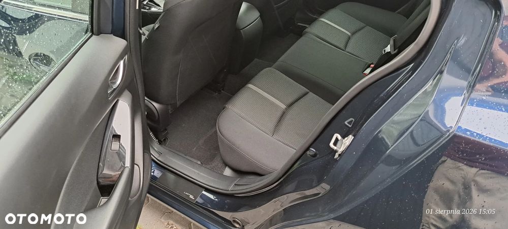 Mazda 3 - 32