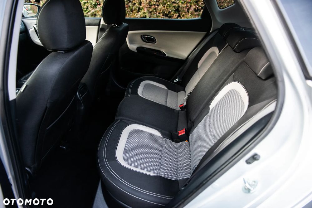 Kia Ceed 1.6 GDI Dream-Team Edition - 21