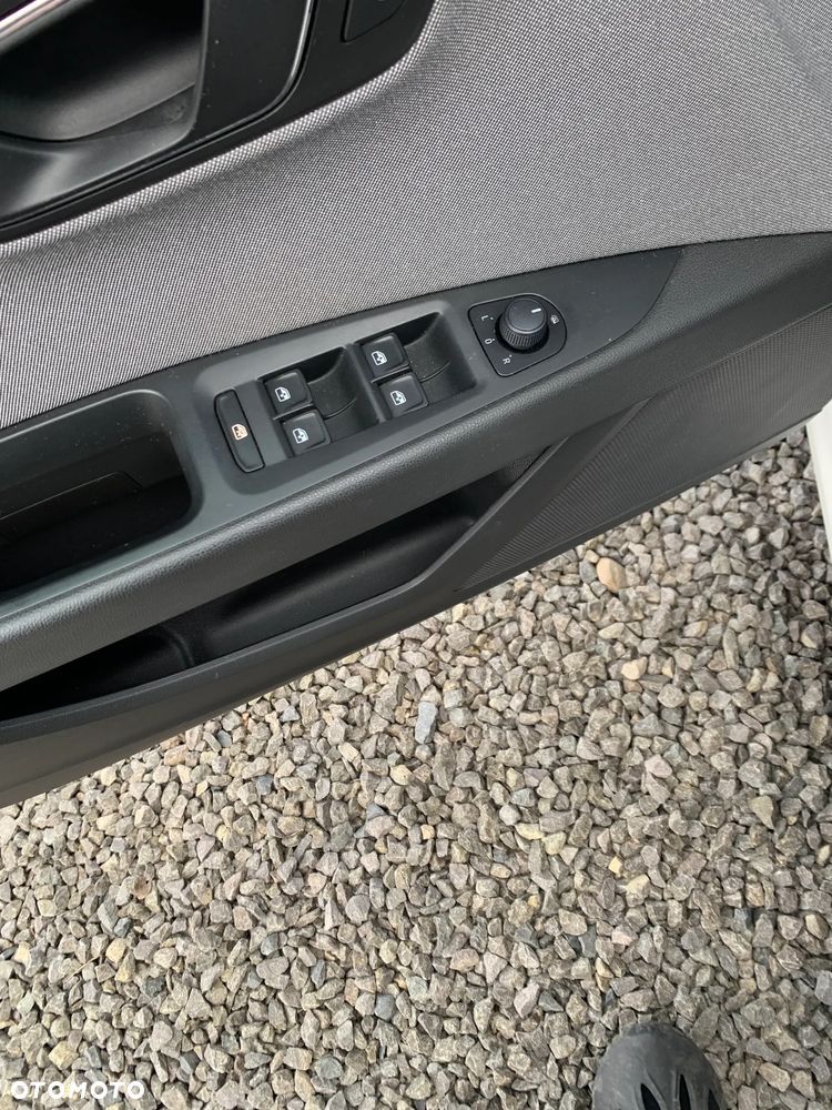 Seat Leon 1.2 TSI Start&Stop CONNECT - 17