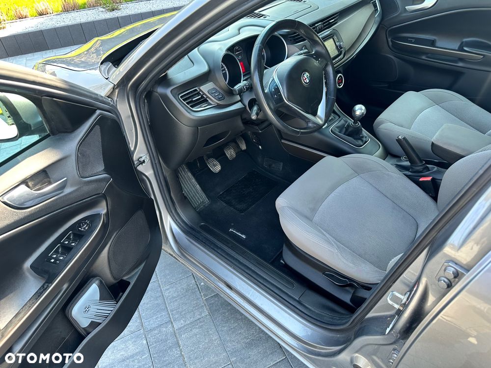 Alfa Romeo Giulietta 1.6 JTDM Super - 7