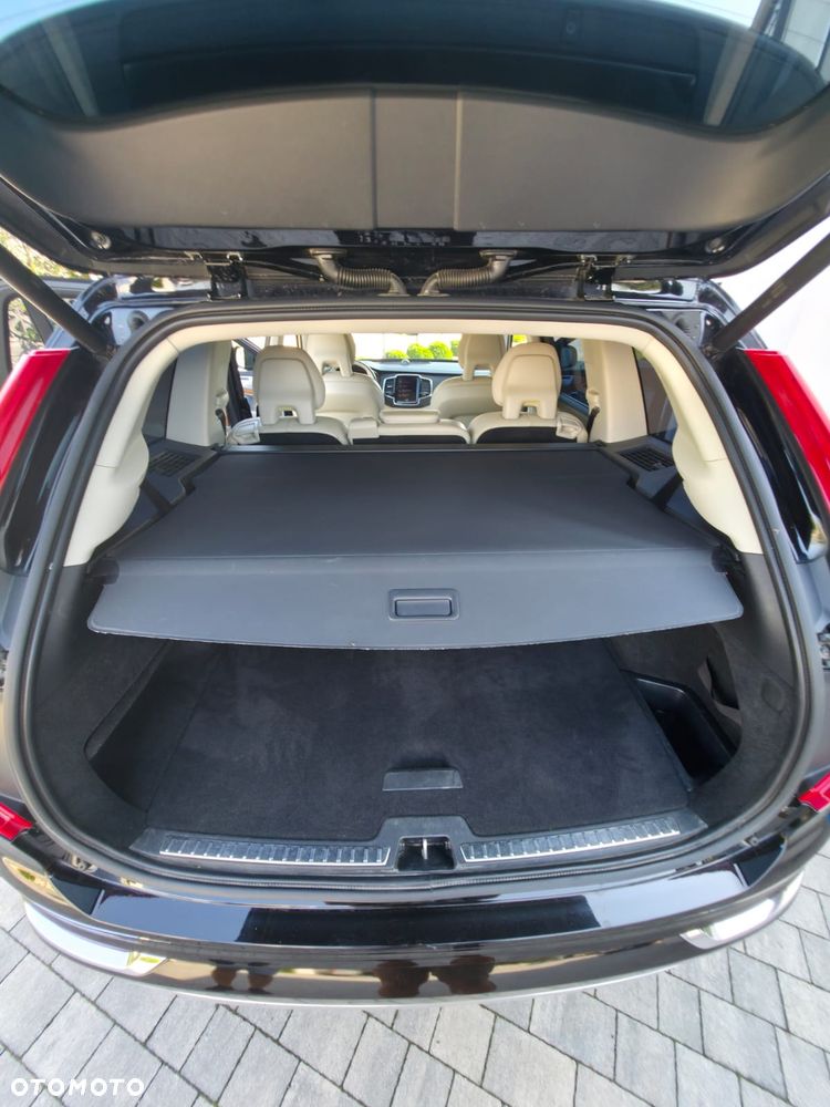 Volvo XC 90 D5 AWD Inscription 7os - 16