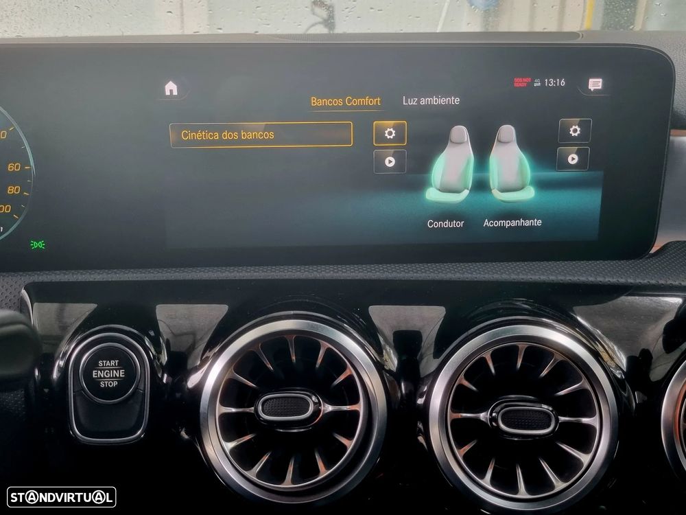 Mercedes-Benz A 250 Limousine e AMG Line - 10