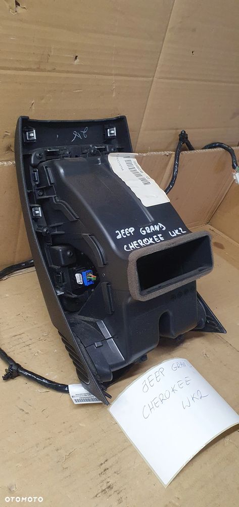 Kratka nawiewu powietrza tył tylna Jeep Grand Cherokee WK2 - 7