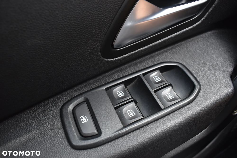 Dacia Duster 1.0 TCe Comfort - 25