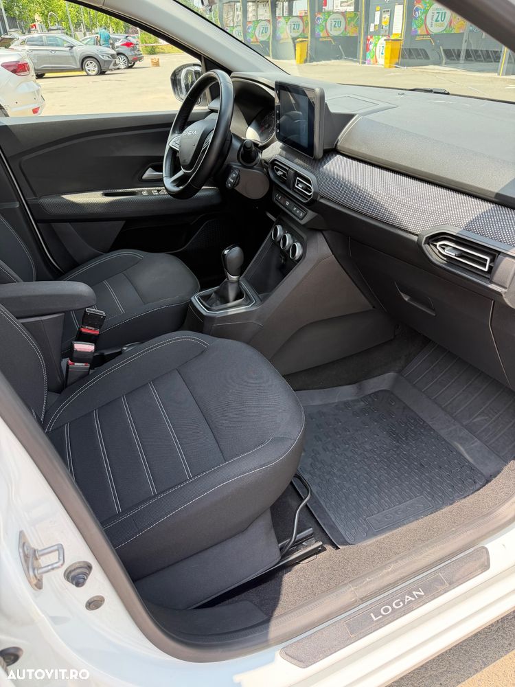 Dacia Logan TCe 90 CVT Journey - 8
