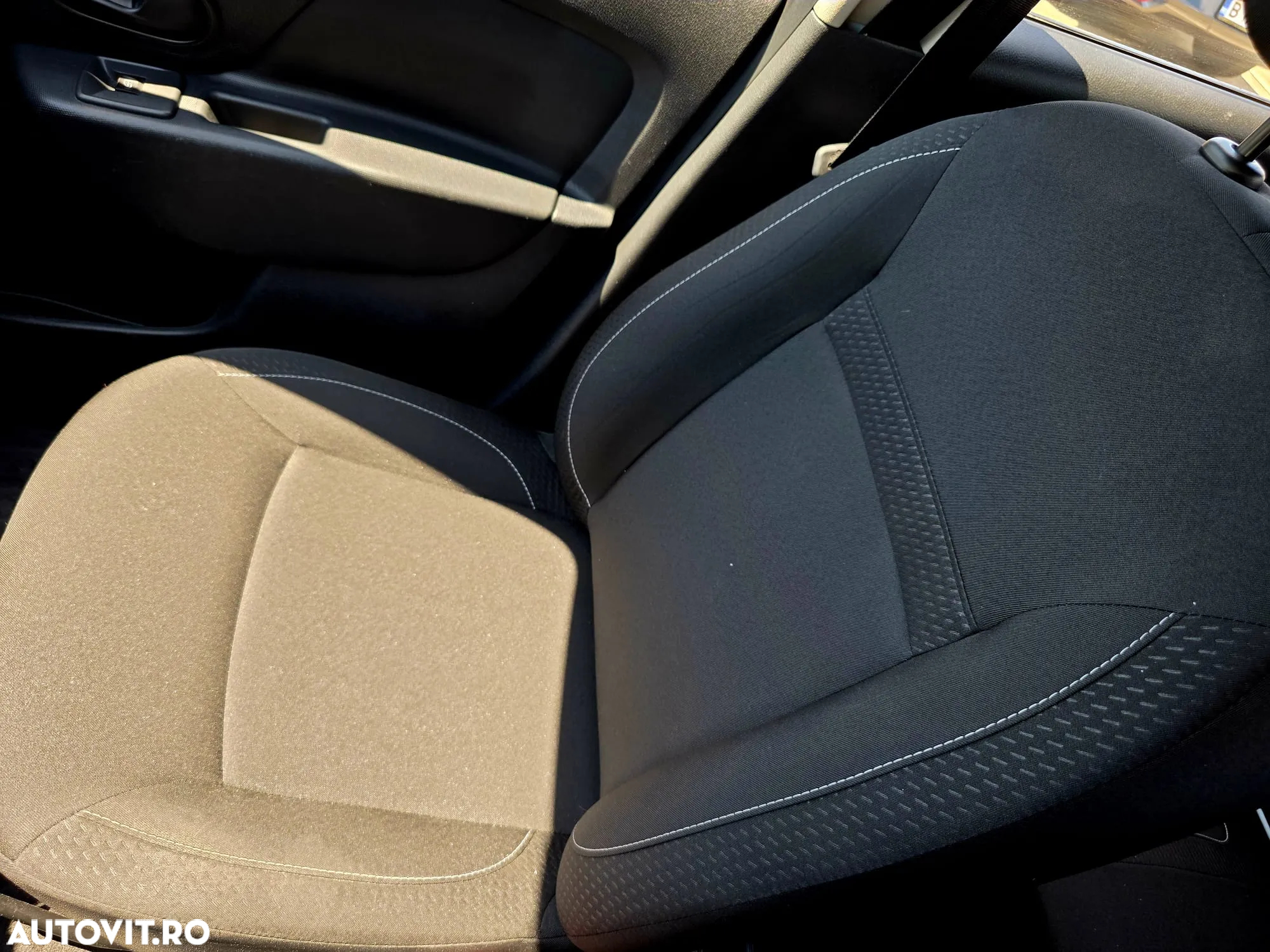 Dacia Logan 0.9 TCe Ambiance - 16
