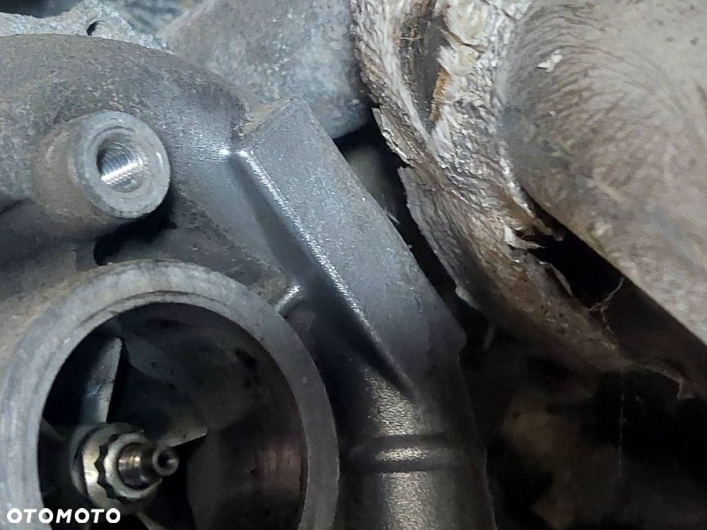 SILNIK POMPA WTRYSKI TURBO VOLVO V50 I 2.0 D D4204T 9657144580 ID: 238034 - 2