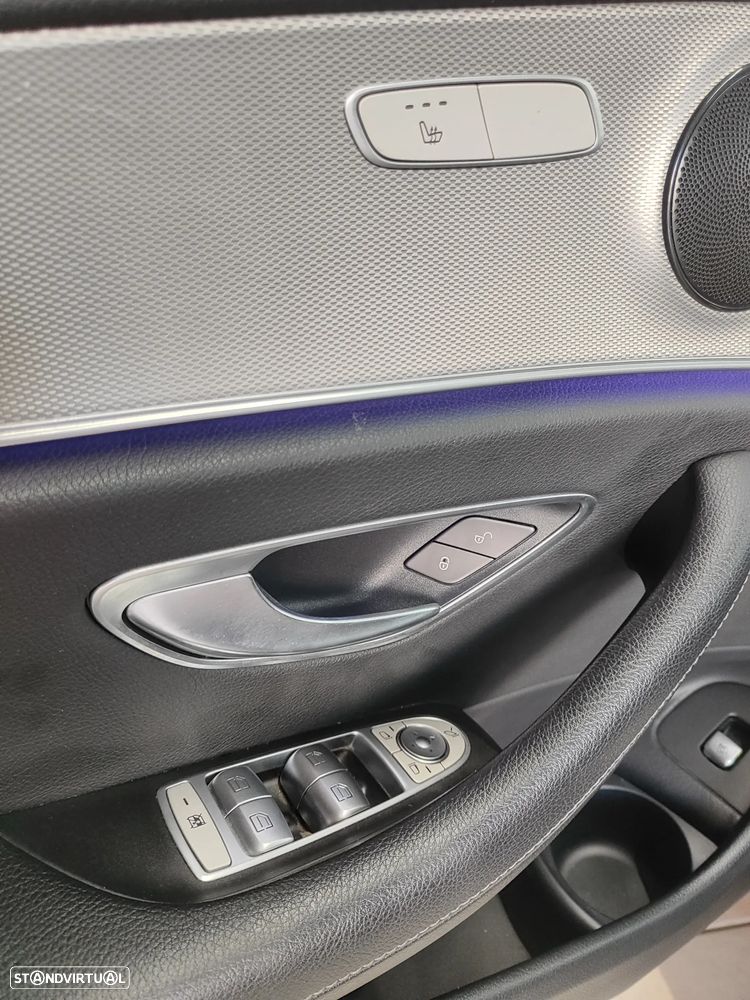 Mercedes-Benz E 300 de AMG Line - 25