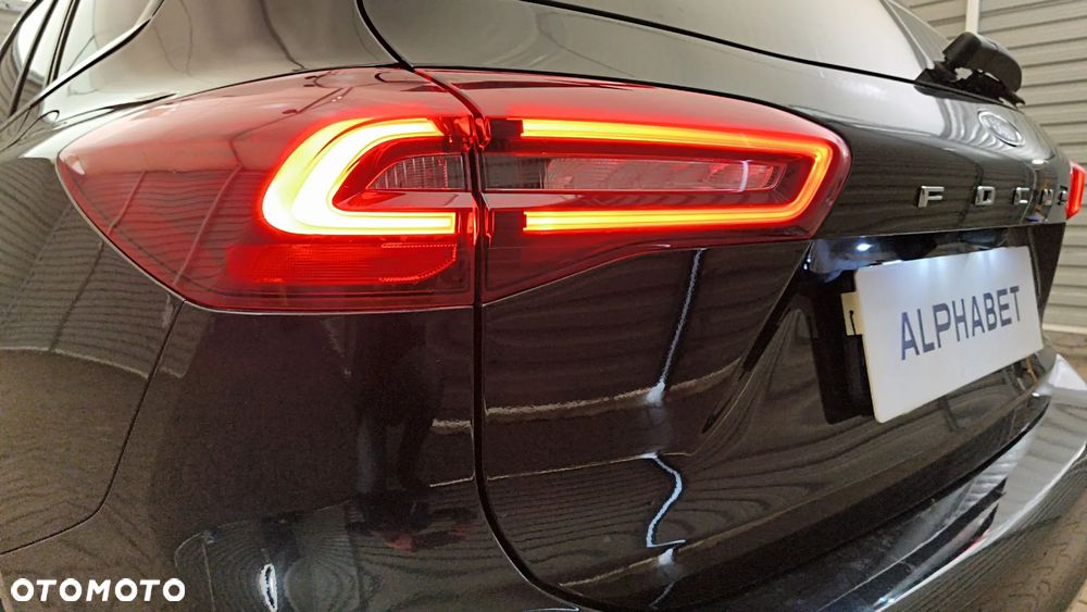 Ford Focus 1.0 EcoBoost Titanium X - 10