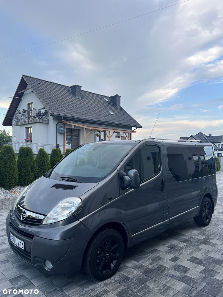 Opel Vivaro - 2