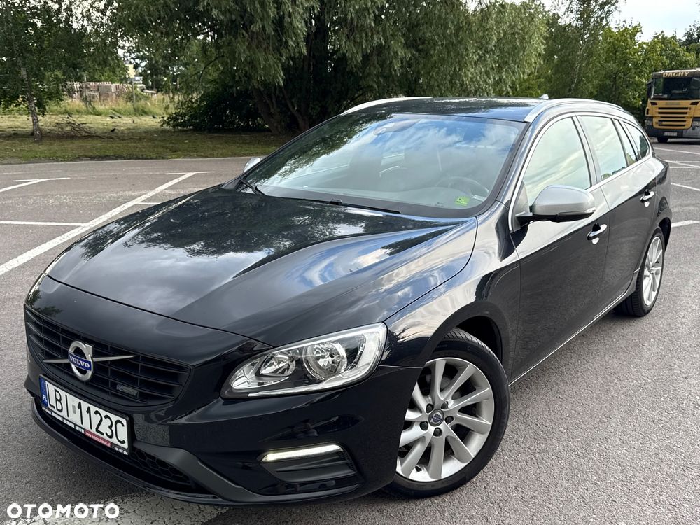 Volvo V60 D4 Geartronic RDesign - 6