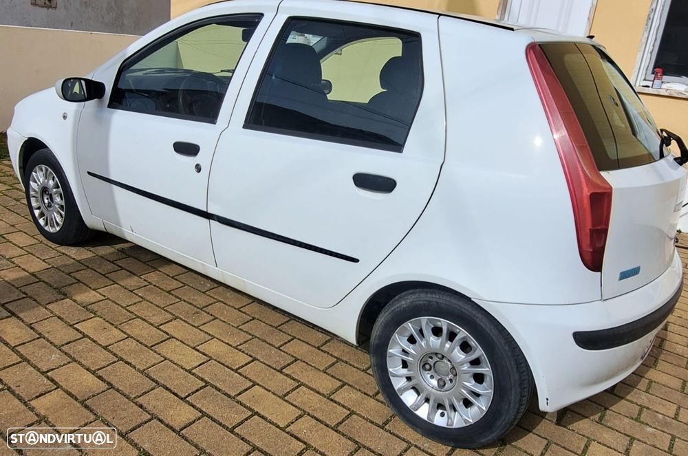 Fiat Punto - 2