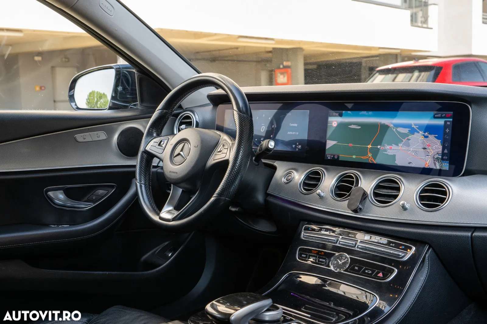Mercedes-Benz E 220 d T 9G-TRONIC Avantgarde - 10