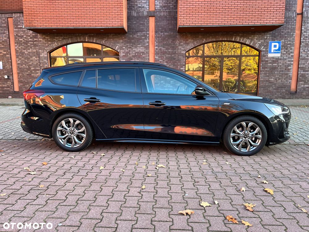 Ford Focus Kombi 21 - 6