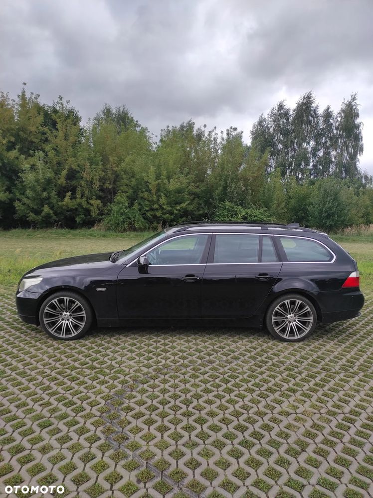 BMW Seria 5 525xi - 5